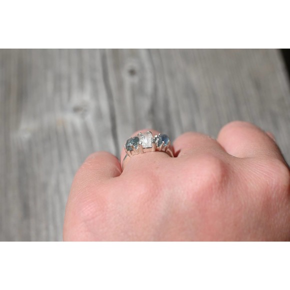 Montana sapphire ring, alternative engagement rings size 3 4 5 6 7 8 9 1… - Picture 4 of 6